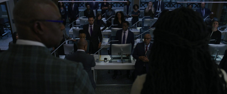 Dell Monitors in The Good Fight S06E08 The End of Playing Games (1)