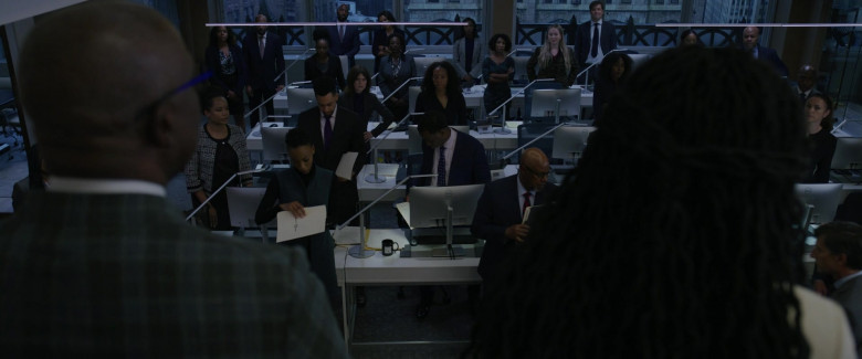 Dell Monitors in The Good Fight S06E08 The End of Playing Games (2)