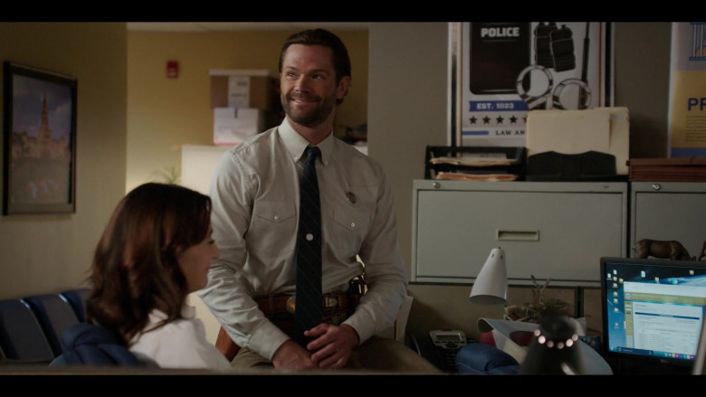 Dell PC Monitors in Walker S03E04 Wild Horses Couldn't Drag Me Away (2)