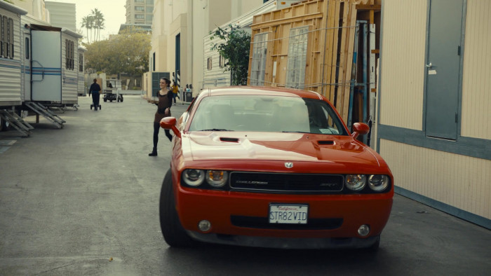 Dodge Challenger SRT Car In Reboot S01E08 