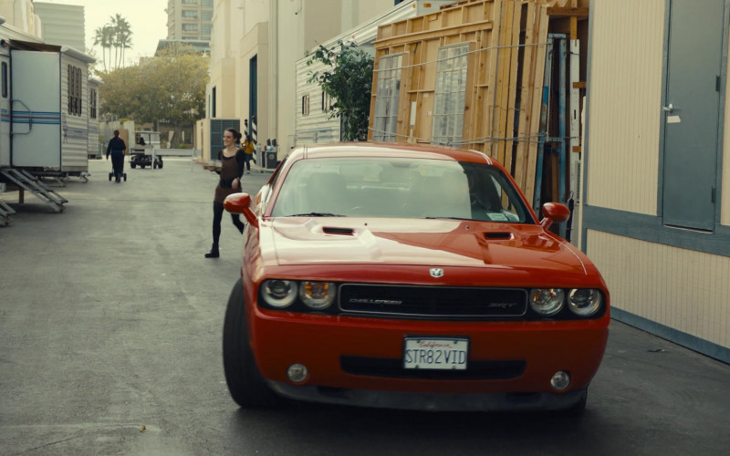 Dodge Challenger SRT Car in Reboot S01E08 Who's the Boss (2022)