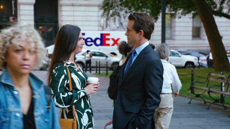FedEx in Law & Order S22E03 Vicious Cycle (2022)