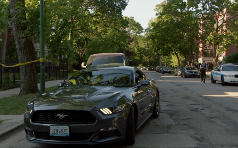 Ford Mustang Car in Chicago Fire S11E03 "Completely Shattered" (2022)