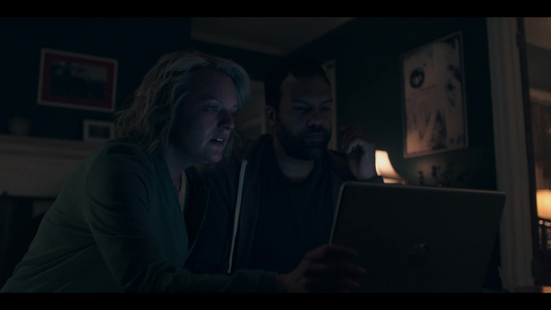 HP Laptop in The Handmaid's Tale S05E08 Motherland (1)