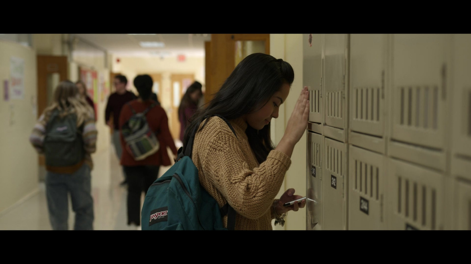 JanSport Backpack Of Thalia Torio As Regina In Mr. Harrigan's Phone (2022)