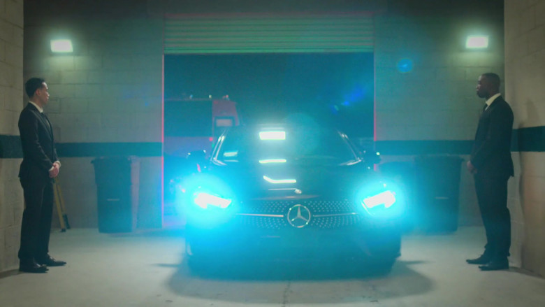 Mercedes-Benz Car in Step Up High Water S03E01 Kryptonite (2022)