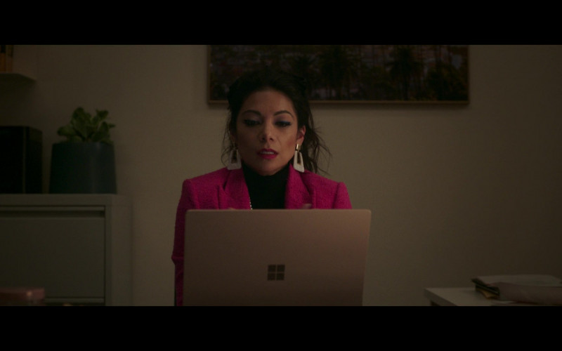 Microsoft Surface Laptop Used by Ginger Gonzaga as Nikki Ramos in She-Hulk Attorney At Law S01E09 Whose Show Is This (2022)