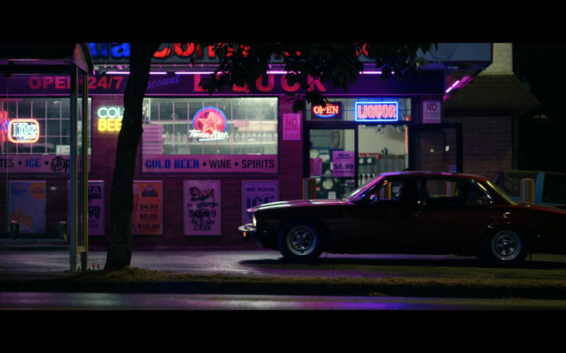 Miller Lite Beer Neon Sign in The Midnight Club S01E06 Witch (2022)