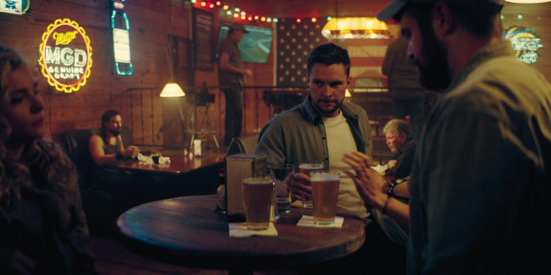 Miller MGD Genuine Draft and Budweiser Beer Signs in The Peripheral S01E02 Empathy Bonus (2022)