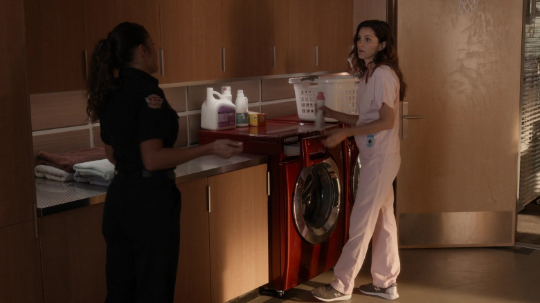New Balance Women’s Sneakers in Station 19 S06E04 Demons (2022)