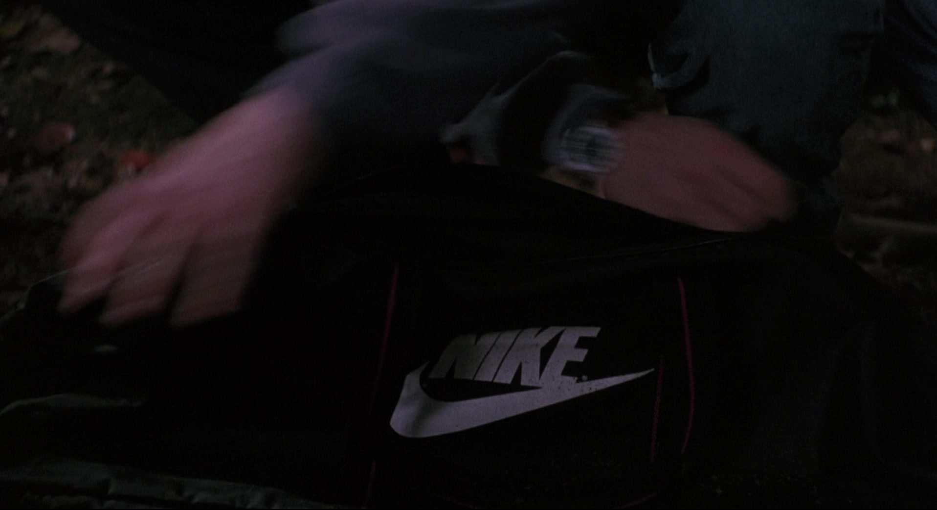 Pantalones Complicado temblor Nike Bag In Hocus Pocus (1993)
