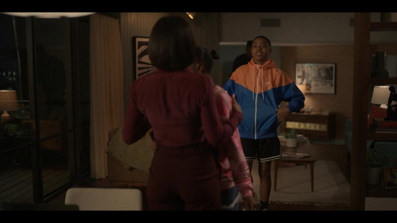 Nike Jacket in Reasonable Doubt S01E06 Renegade (1)