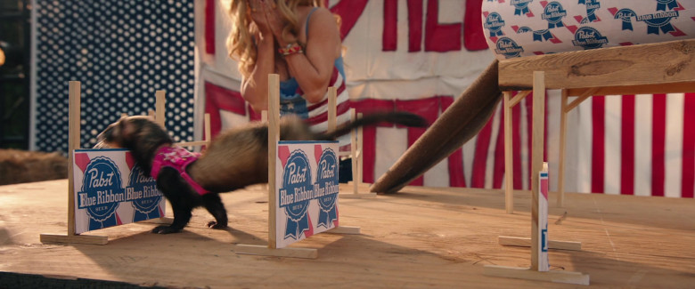 Pabst Blue Ribbon Beer in Bromates 2022 Movie (6)