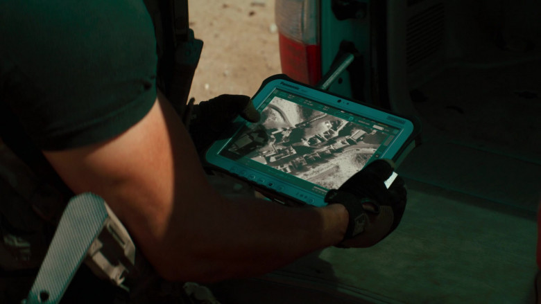 Panasonic Toughpad Tablet in SEAL Team S06E04 Phantom Pattern (1)
