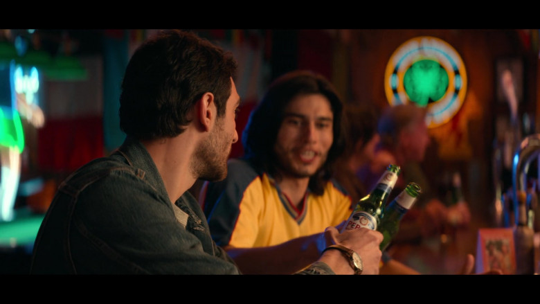 Peroni Beer Enjoyed by Eugenio Mastrandrea as Lino in From Scratch S01E02 Carne e Ossa (2)
