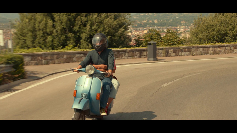 Piaggio Vespa Scooter in From Scratch S01E01 First Tastes (3)