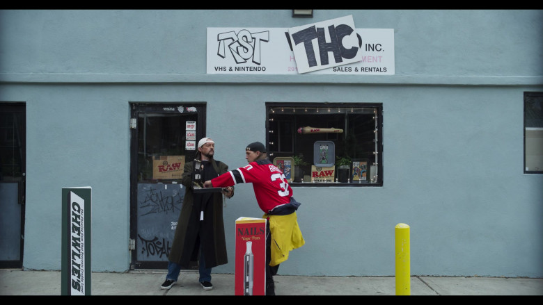 RAW Rolling Papers in Clerks III (1)