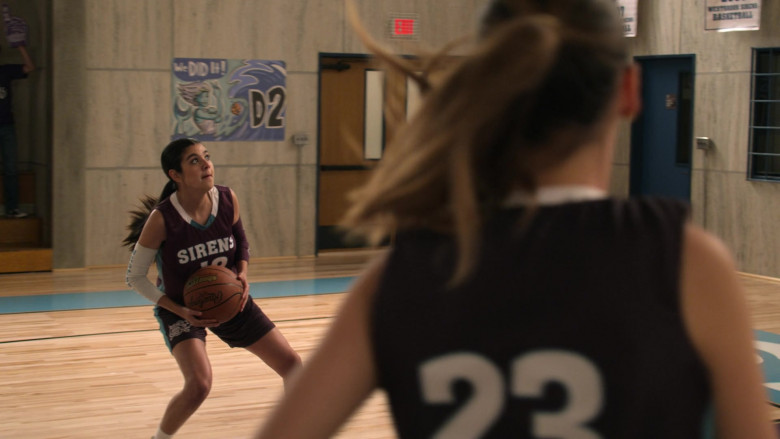 Rawlings Basketball in Big Shot S02E07 Playing House (2)