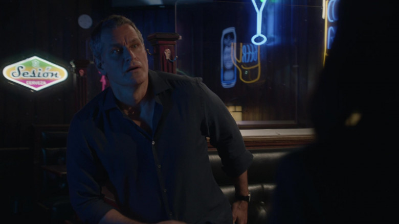 Sesiόn Cerveza by Full Sail Brewing Beer Sign in Blue Bloods S13E01 Keeping the Faith (2022)