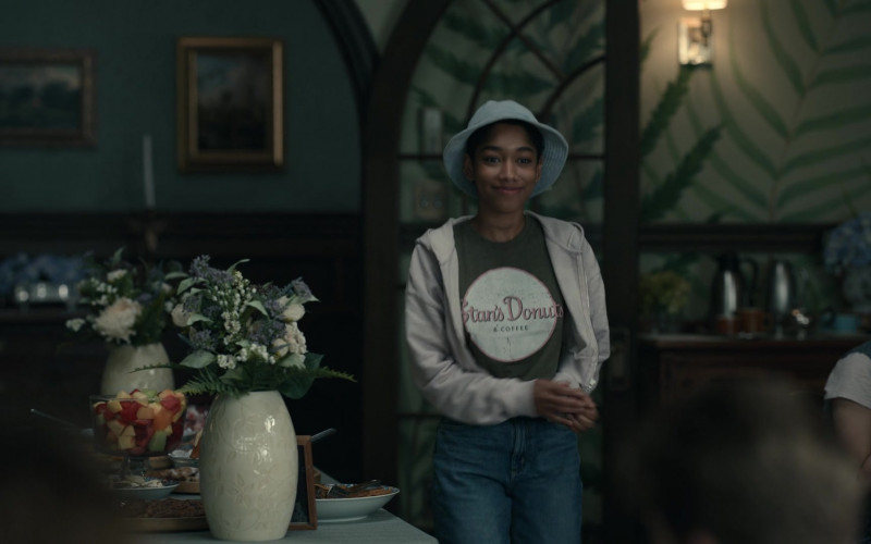 Stan's Donuts T-Shirt Worn by Iman Benson as Ilonka in The Midnight Club S01E03 The Wicked Heart (1)
