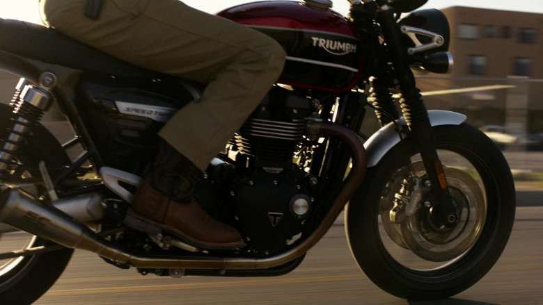 Triumph Motorcycle in Big Sky S03E05 Flesh and Blood (2)