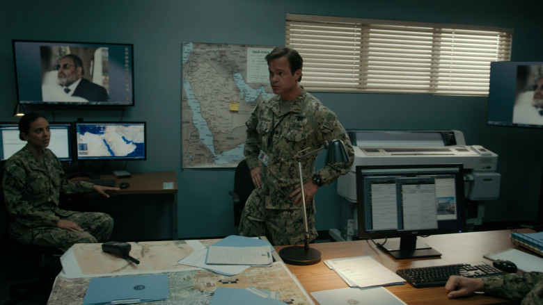 Acer Monitors in SEAL Team S06E08 Aces and Eights (3)