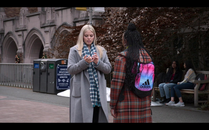 Adidas Backpack of Alyah Chanelle Scott as Whitney in The Sex Lives of College Girls S02E04 Will You Be My Girlfriend (2022)