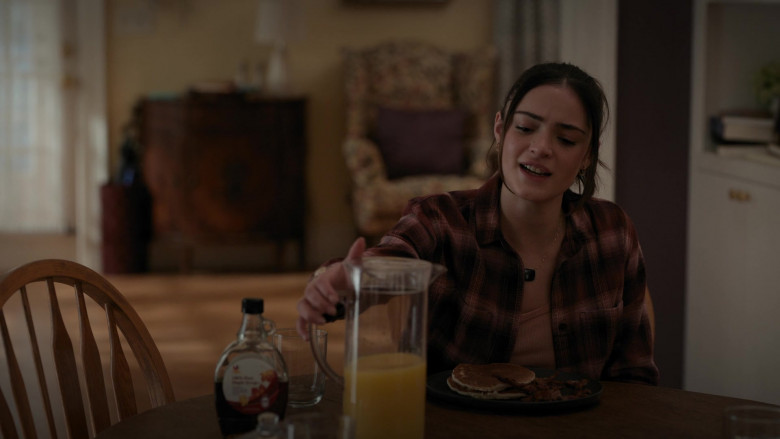 Ahold 100% Pure Maple Syrup in Manifest S04E04 Go-Around (2022)