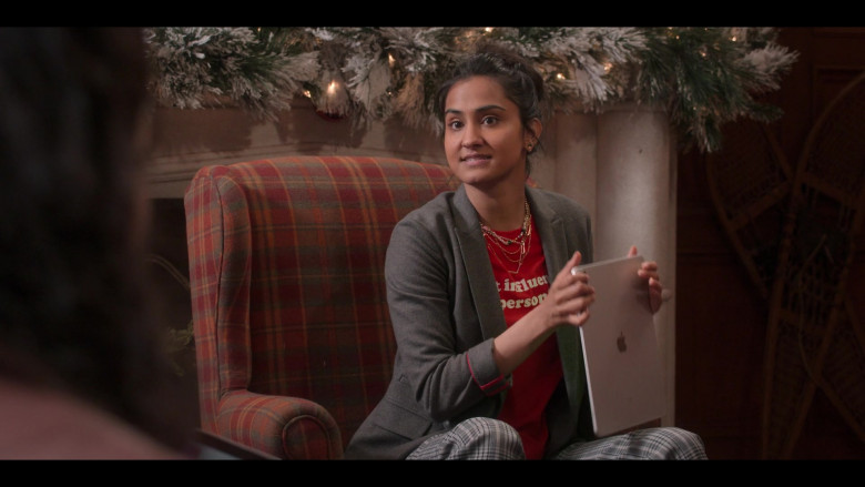 Apple iPad Tablet Used by Amrit Kaur as Bela in The Sex Lives of College Girls S02E04 Will You Be My Girlfriend (1)