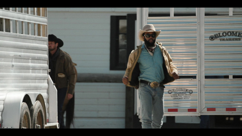 Bloomer Trailers custom state-of-the-art horse trailers in Yellowstone S05E04 Horses in Heaven (1)