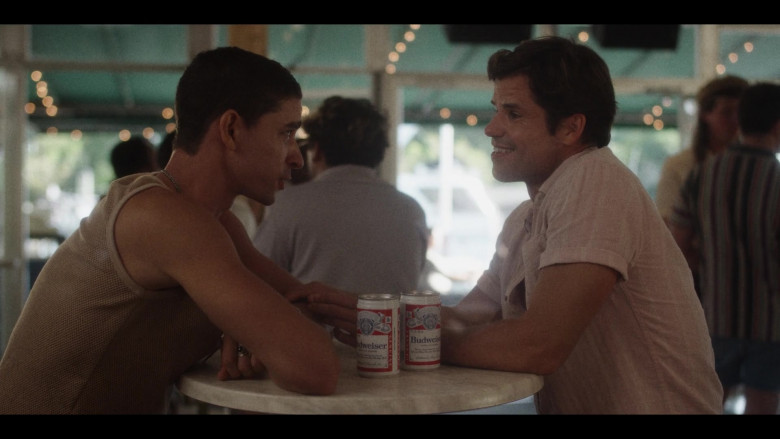 Budweiser Beer in American Horror Story NYC S11E08 Fire Island (4)