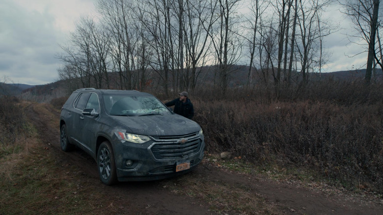 Chevrolet Traverse Car in Manifest S04E01 Touch-and-Go (1)