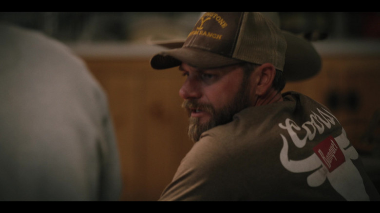 Coors Banquet Men’s T-Shirt in Yellowstone S05E01 One Hundred Years Is Nothing (3)