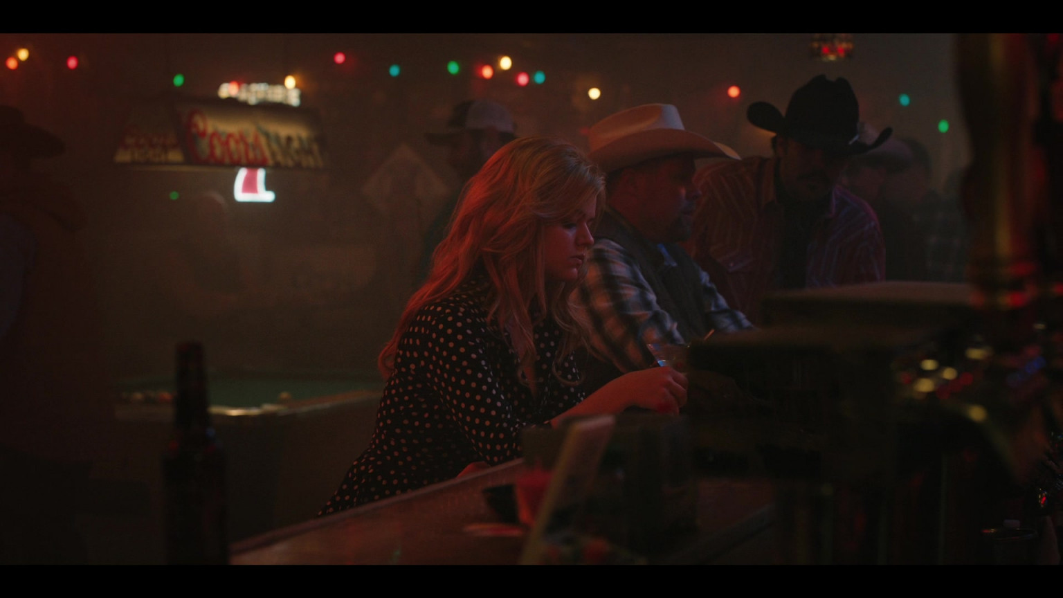 Coors Light Sign And Pool Table Lights In Yellowstone S05E01 