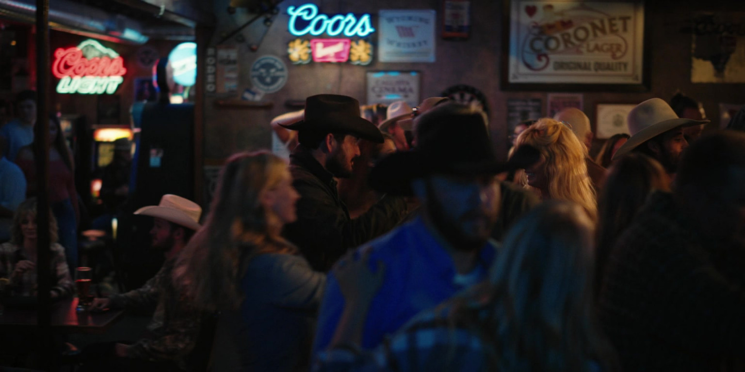 Coors Light And Coors Banquet Neon Signs In Yellowstone S05e03 Tall Drink Of Water 2022