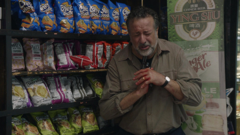 Deep River Snacks and Hal's New York Kettle Cooked Potato Chips in Blue Bloods S13E06 On Dangerous Ground (2022)
