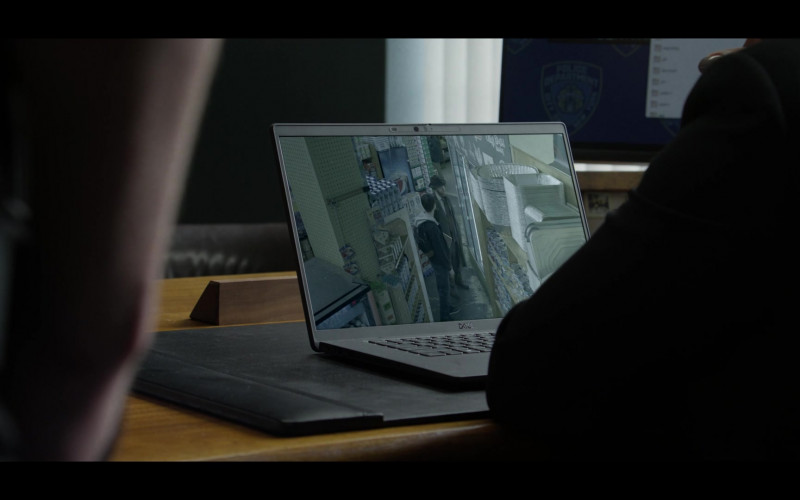 Dell Laptop in The Calling S01E03 The Horror (1)