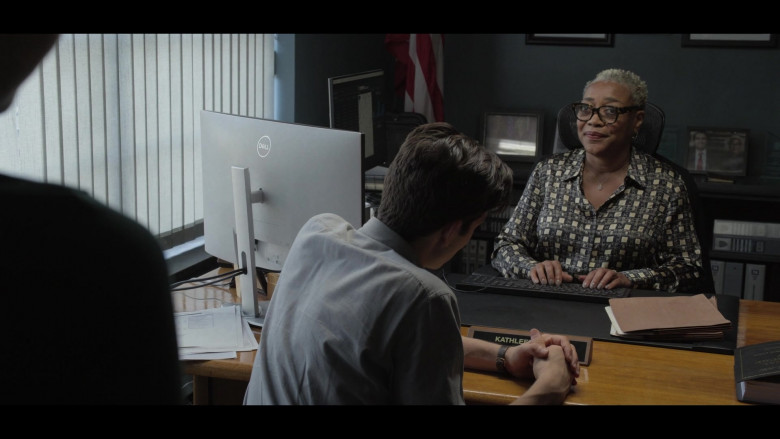 Dell Monitors in The Calling S01E08 Blameless and Upright (5)