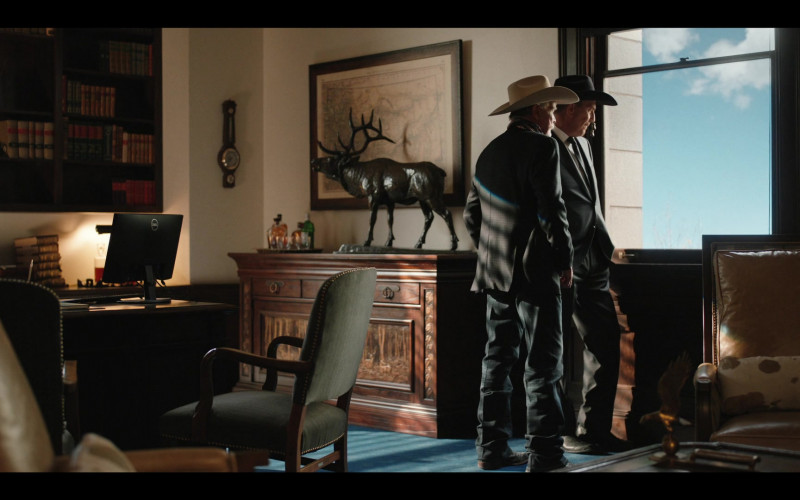 Dell Monitors in Yellowstone S05E01 One Hundred Years Is Nothing (1)