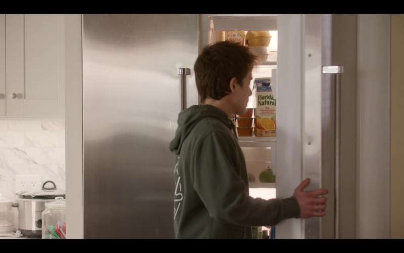 Earth Balance Original Buttery Spread and Florida’s Natural Orange Juice in Dead to Me S03E02 We Need to Talk (2022)