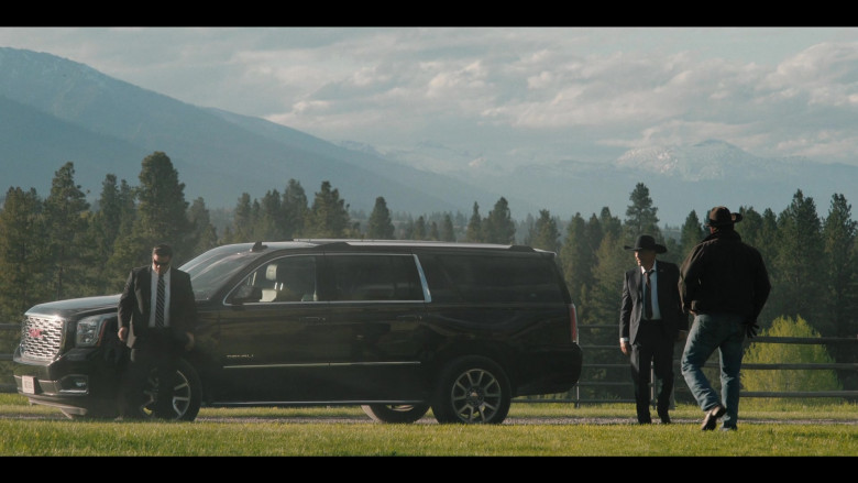 GMC Yukon XL Denali SUV in Yellowstone S05E02 The Sting of Wisdom (2)