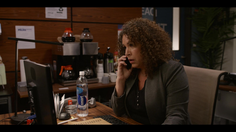 Glaceau Smartwater of Diana Maria Riva as Detective Ana Perez in Dead to Me S03E06 We're Gonna Beat This Thing (5)