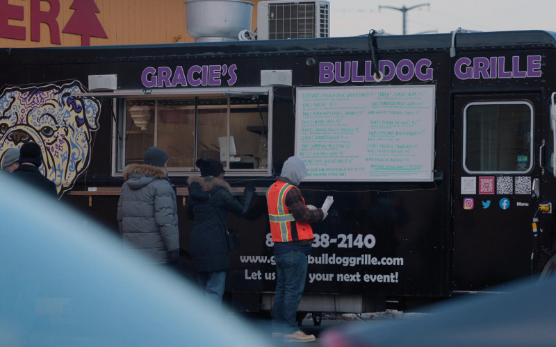 Gracie's Bulldog Grille Food Truck in Manifest S04E04 Go-Around (2022)