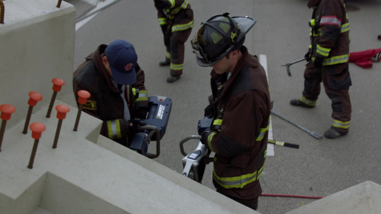 HURST Jaws of Life in Chicago Fire S11E07 Angry Is Easier (2022)