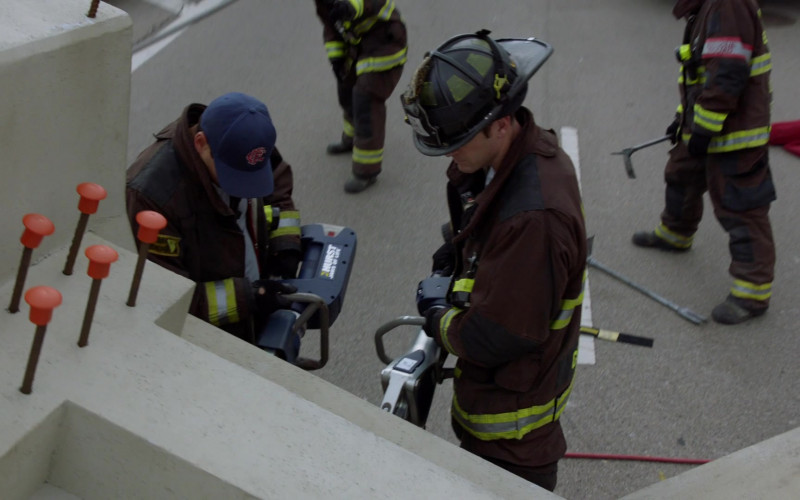 HURST Jaws of Life in Chicago Fire S11E07 Angry Is Easier (2022)