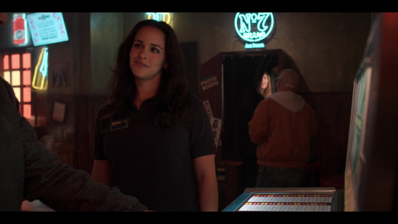Jack Daniel’s Old No.7 Whiskey Neon Sign in Blockbuster S01E08 Special Guy Day (2022)