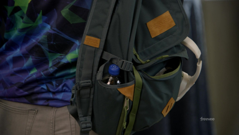 JanSport Backpack in Leverage Redemption S02E03 The Tournament Job (2022)