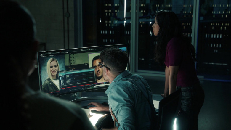 LG Monitor in The Equalizer S03E06 A Time to Kill (2022)
