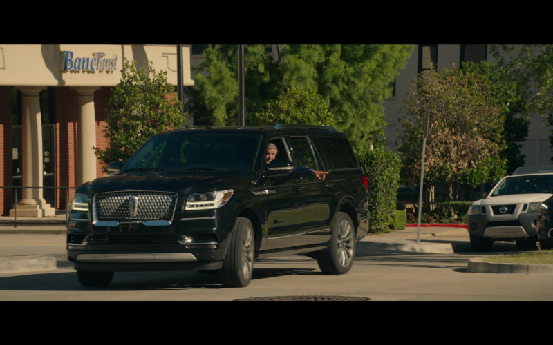 Lincoln Navigator Black Car Driven by Sylvester Stallone as Dwight ‘The General' Manfredi in Tulsa King S01E03 Capri (1)