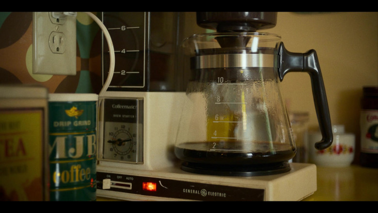 MJB Coffee and General Electric Coffee Maker in A Christmas Story Christmas (2022)
